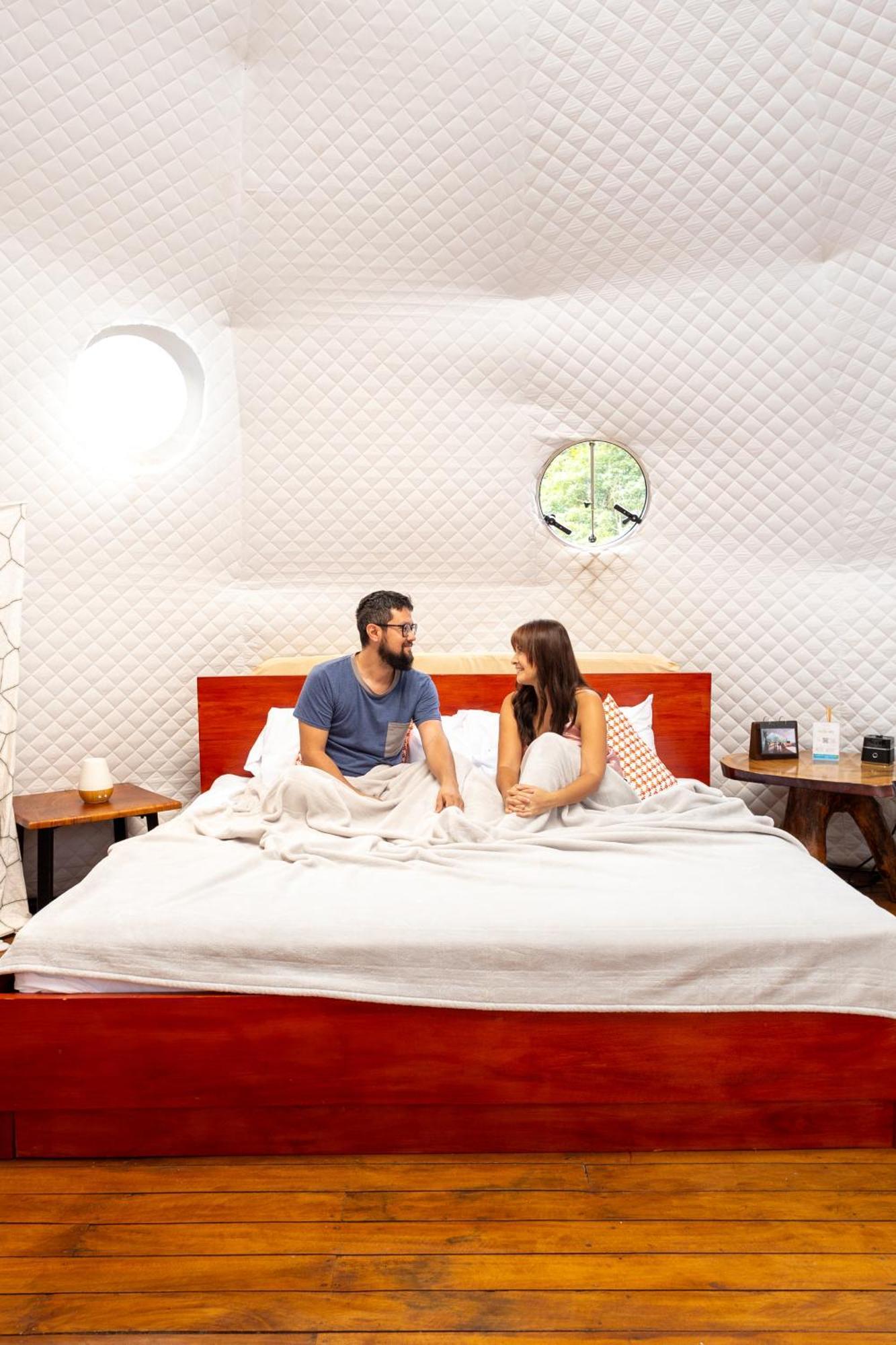 Bitzu Dome-Bijagua Riverside Glamping Exterior photo